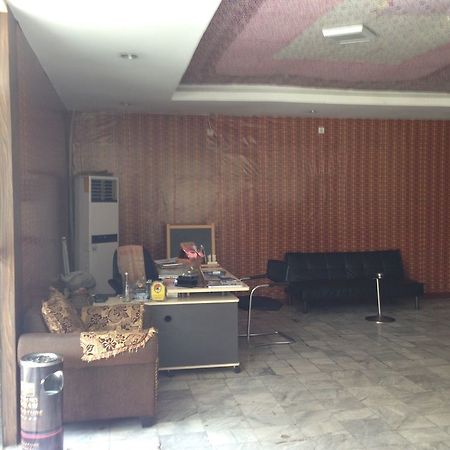 Hotel Mustika Senen Yakarta Exterior foto